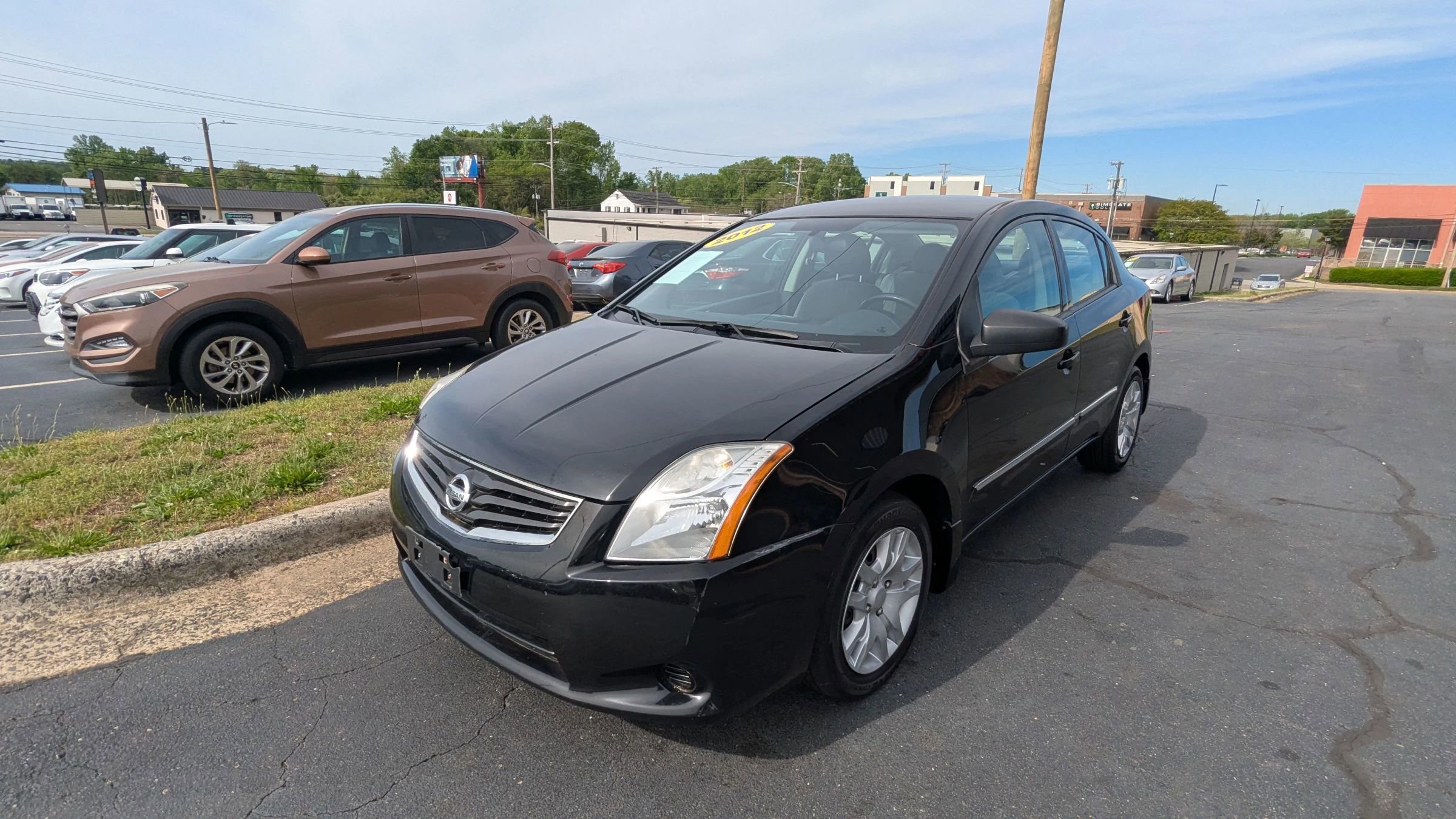 Used 2012 Nissan Sentra 2.0 S w/ Convenience Pkg FWD image 3