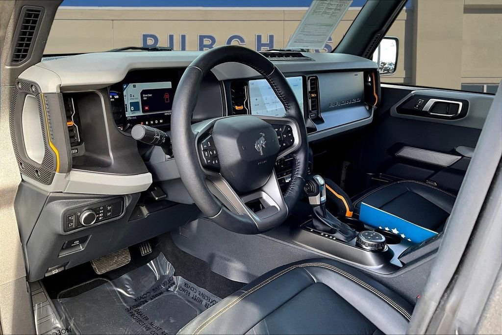 Used 2022 Ford Bronco Badlands image 19