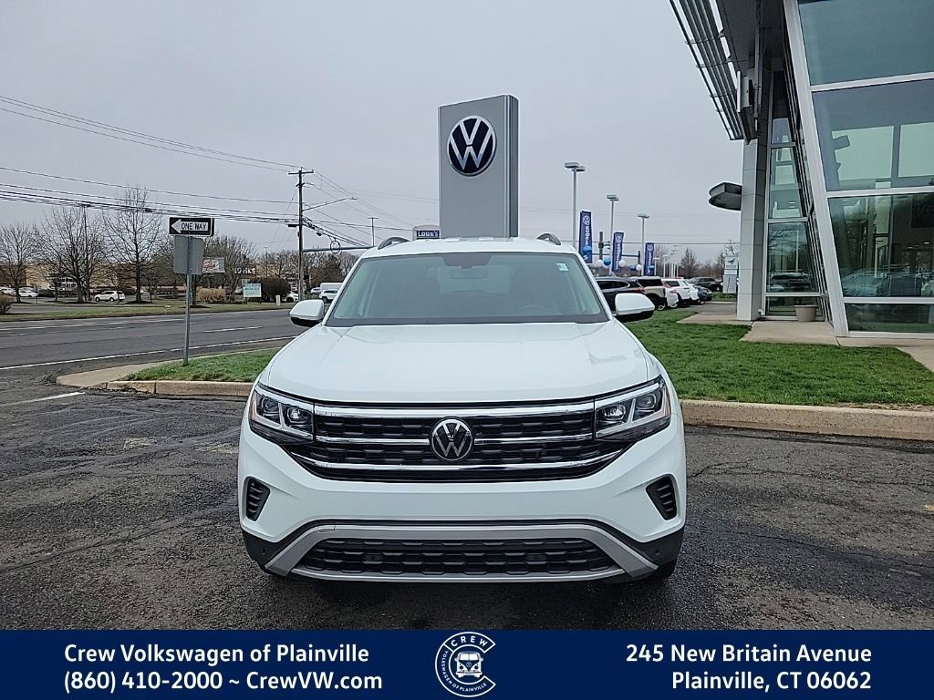 Certified 2023 Volkswagen Atlas SE w/ Black Wheel Package AWD/4WD video 2