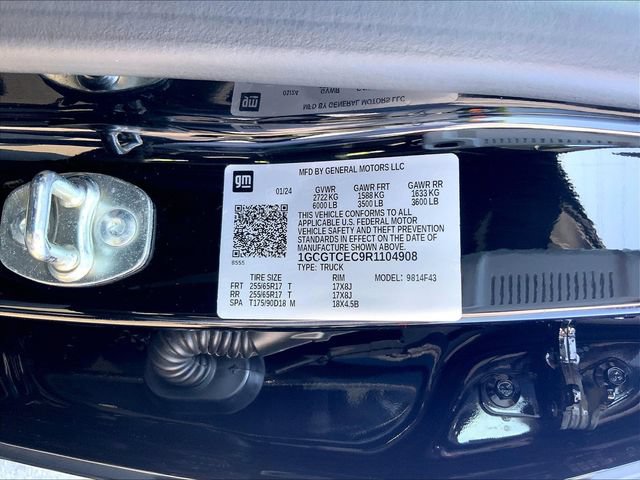 Used 2024 Chevrolet Colorado LT w/ LT Convenience Package AWD/4WD image 31