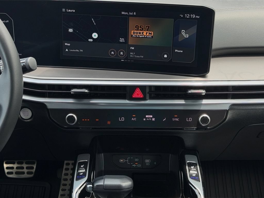 Used 2025 Kia Sorento SX FWD image 20