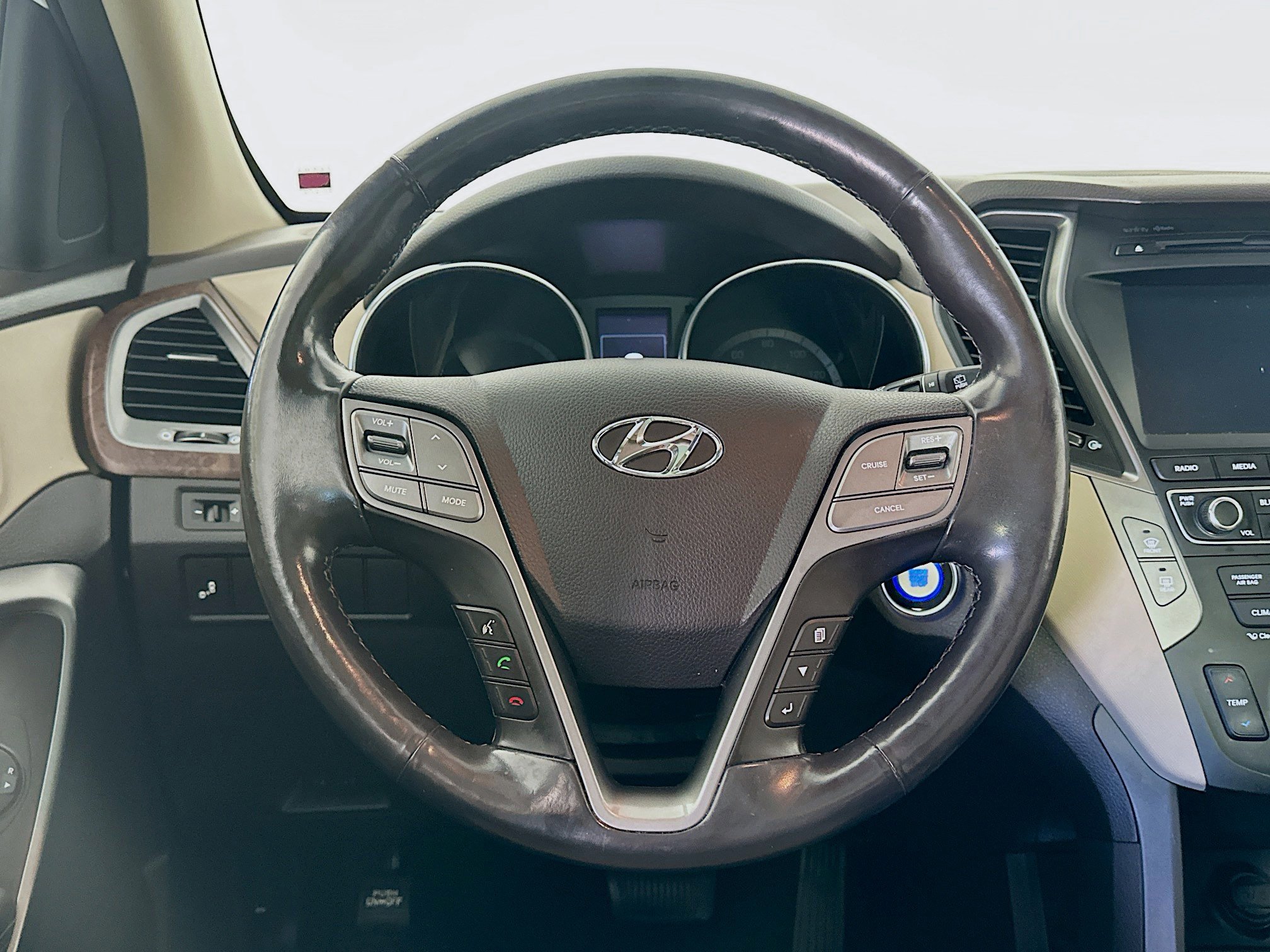 Used 2018 Hyundai Santa Fe Sport FWD image 18