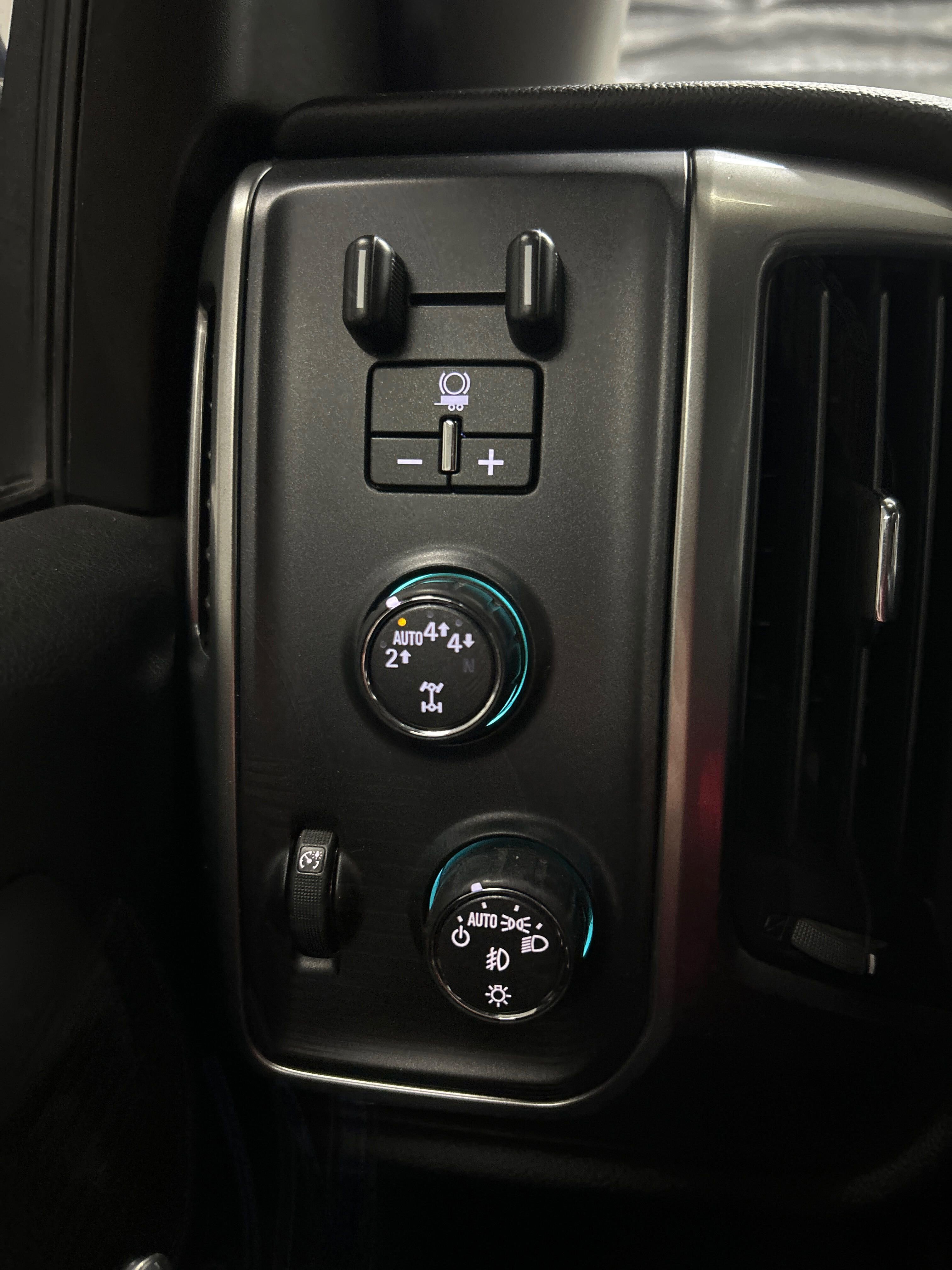 Used 2017 Chevrolet Silverado 1500 LT w/ All Star Edition AWD/4WD image 14
