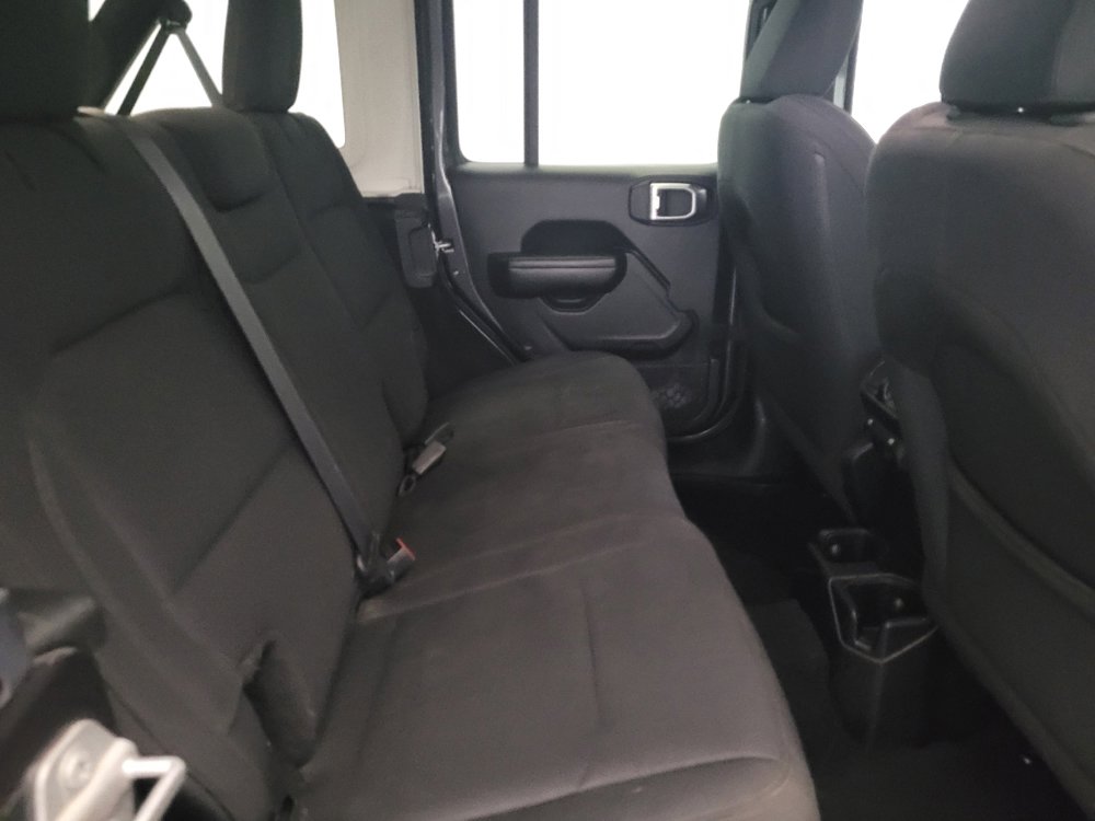 Used 2018 Jeep Wrangler Unlimited Sport S image 19