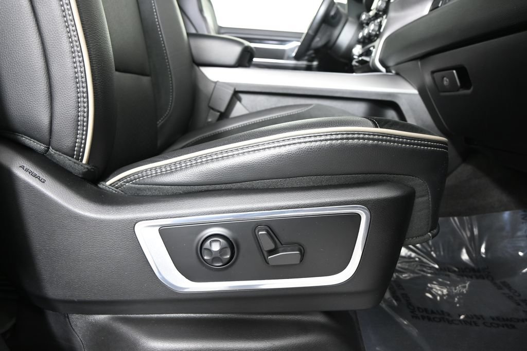 Used 2021 RAM 1500 Laramie w/ Sport Appearance Package AWD/4WD image 15