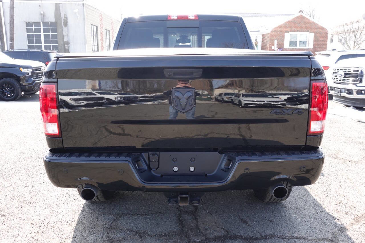 Used 2022 RAM 1500 Classic SLT w/ Electronics Convenience Group image 7