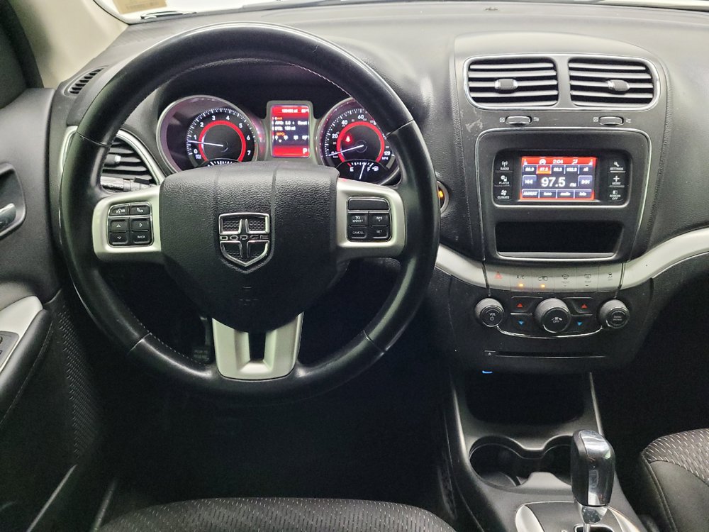 Used 2019 Dodge Journey SE w/ Connectivity Group FWD image 22