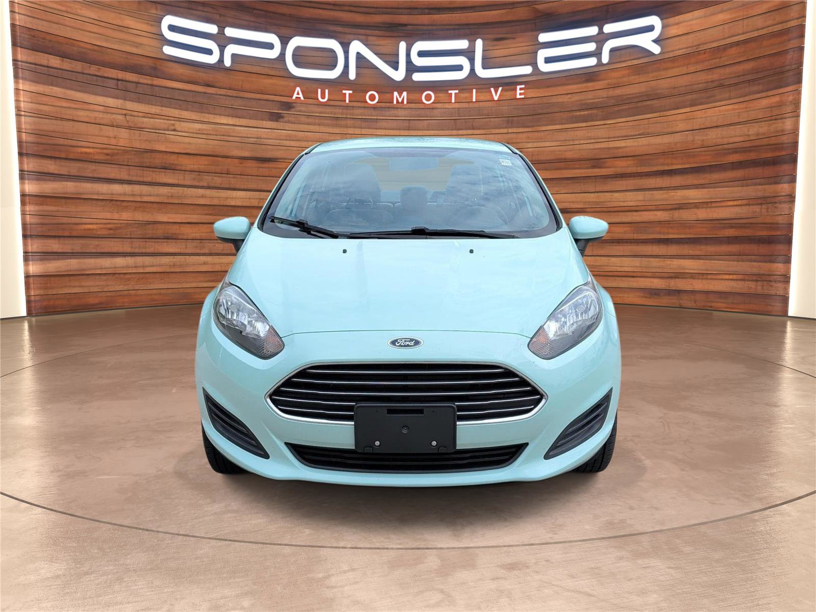 Used 2017 Ford Fiesta SE image 10