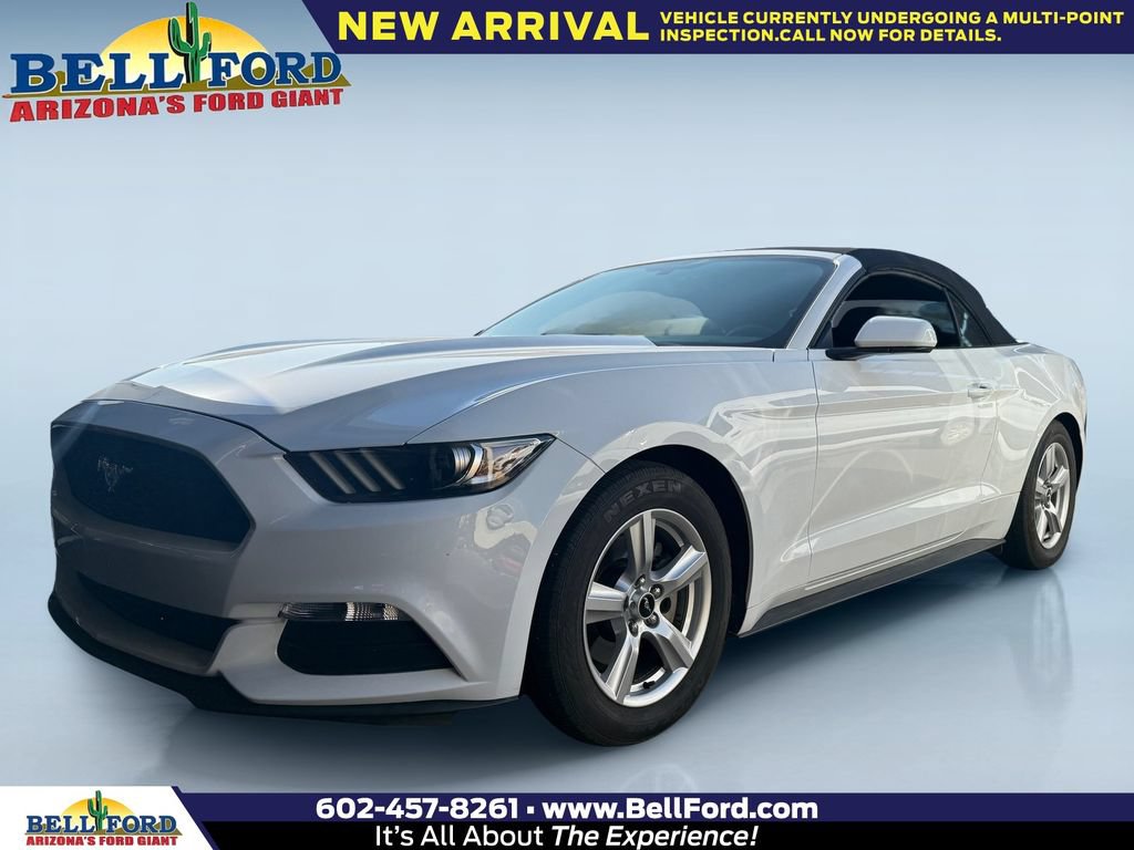 Used 2016 Ford Mustang Convertible RWD image 1
