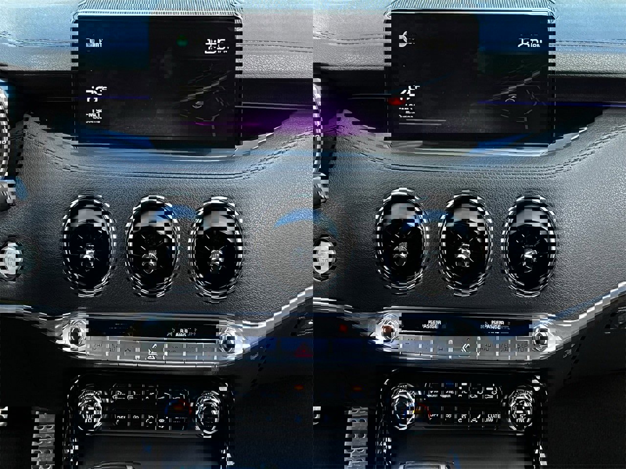 Used 2022 Kia Stinger GT1 image 15