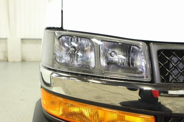 New 2025 Chevrolet Express 2500 w/ Driver Convenience Package image 9