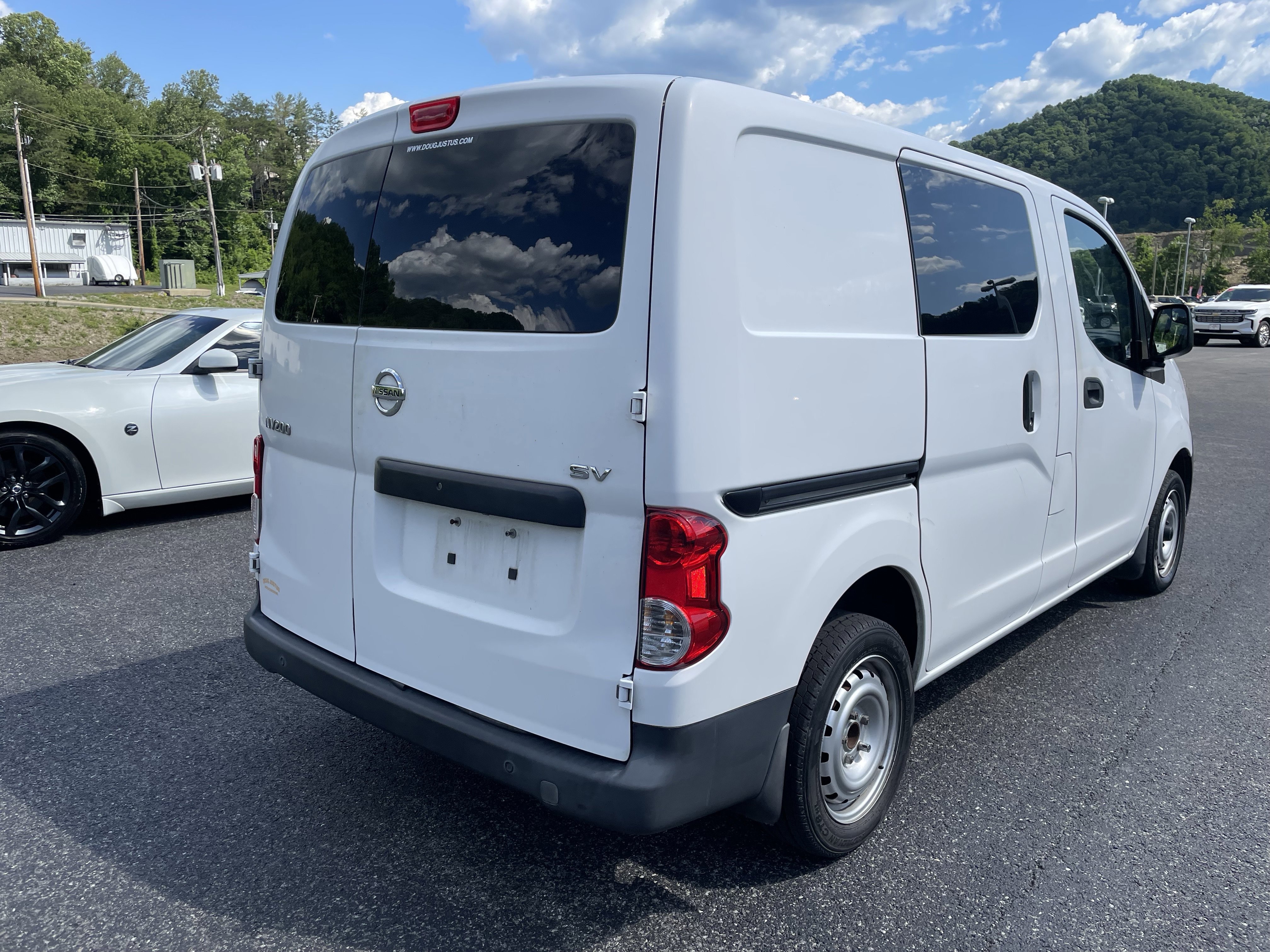 Used 2016 Nissan NV200 SV w/ Technology Package FWD image 2