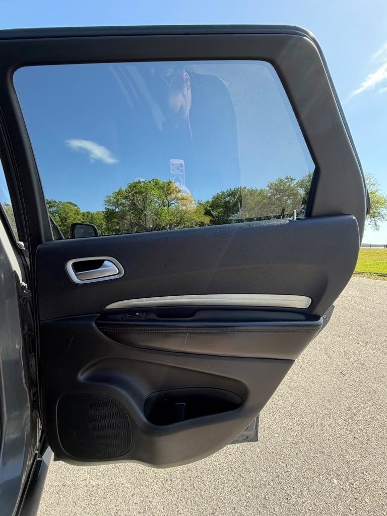 Used 2020 Dodge Durango SXT w/ 3rd Row Seating Group RWD image 16