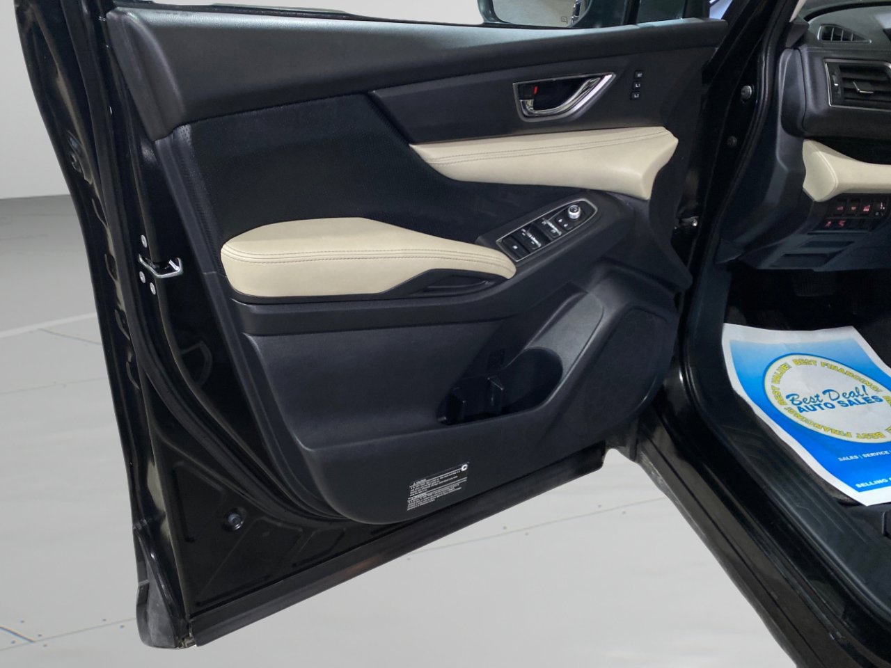 Used 2022 Subaru Ascent Limited image 16