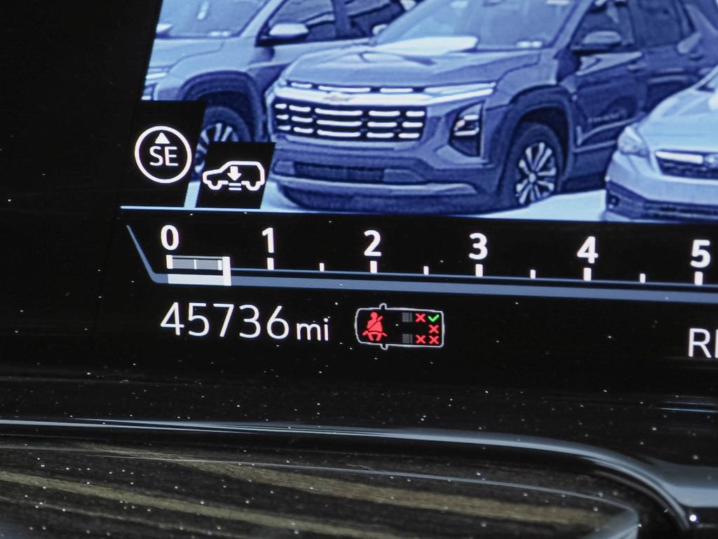 Used 2022 Cadillac Escalade Sport w/ Touring Package image 18