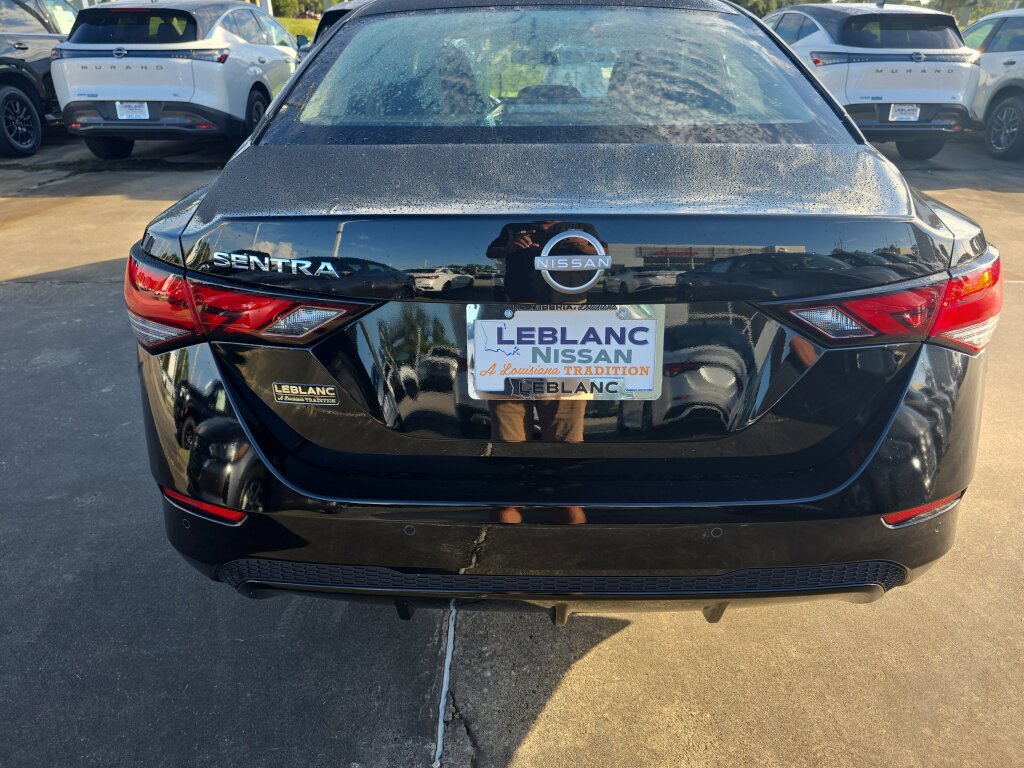 New 2025 Nissan Sentra S image 2