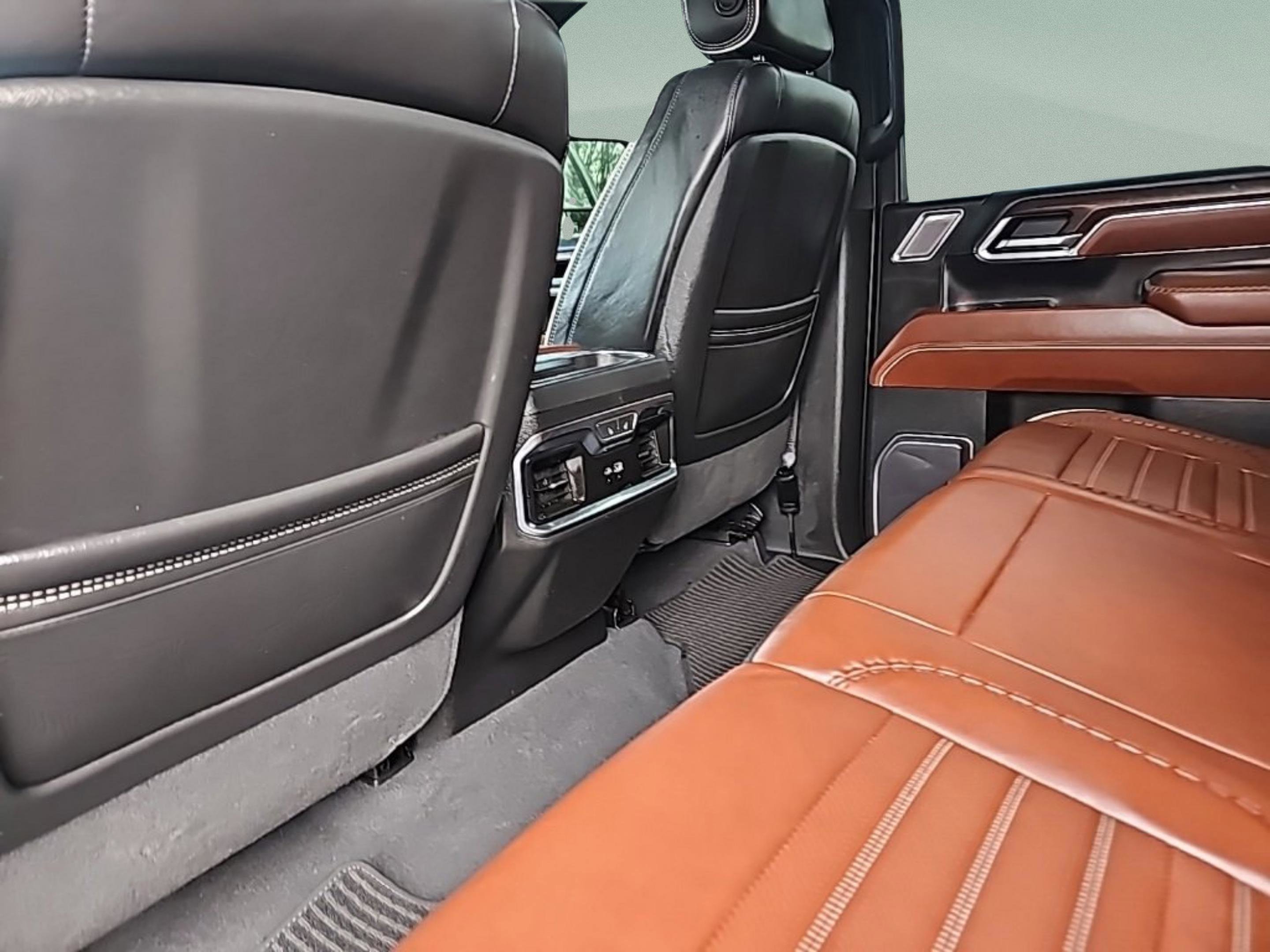 Used 2024 GMC Sierra 2500 Denali Ultimate w/ Max Trailering Package image 25