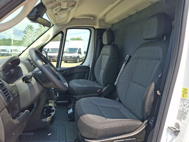 New 2023 RAM ProMaster 3500 w/ Black Appearance Package FWD image 5