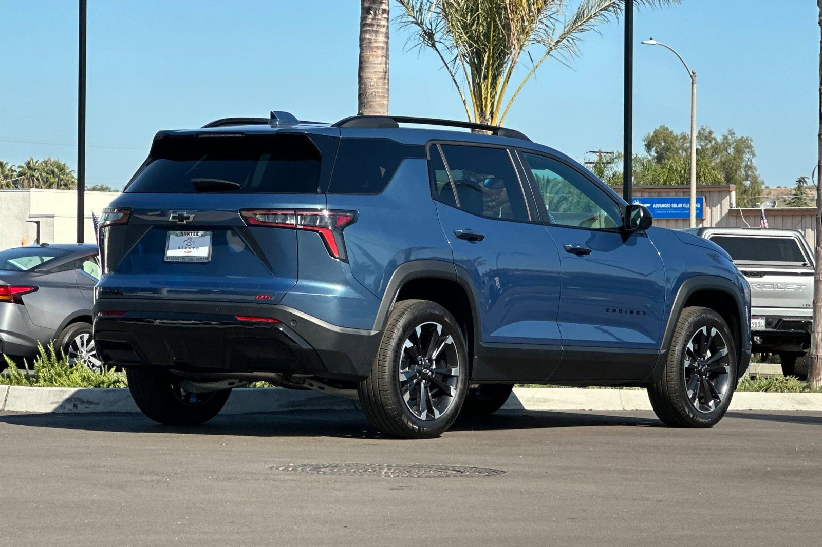 New 2026 Chevrolet Equinox RS w/ Convenience Package III FWD image 4