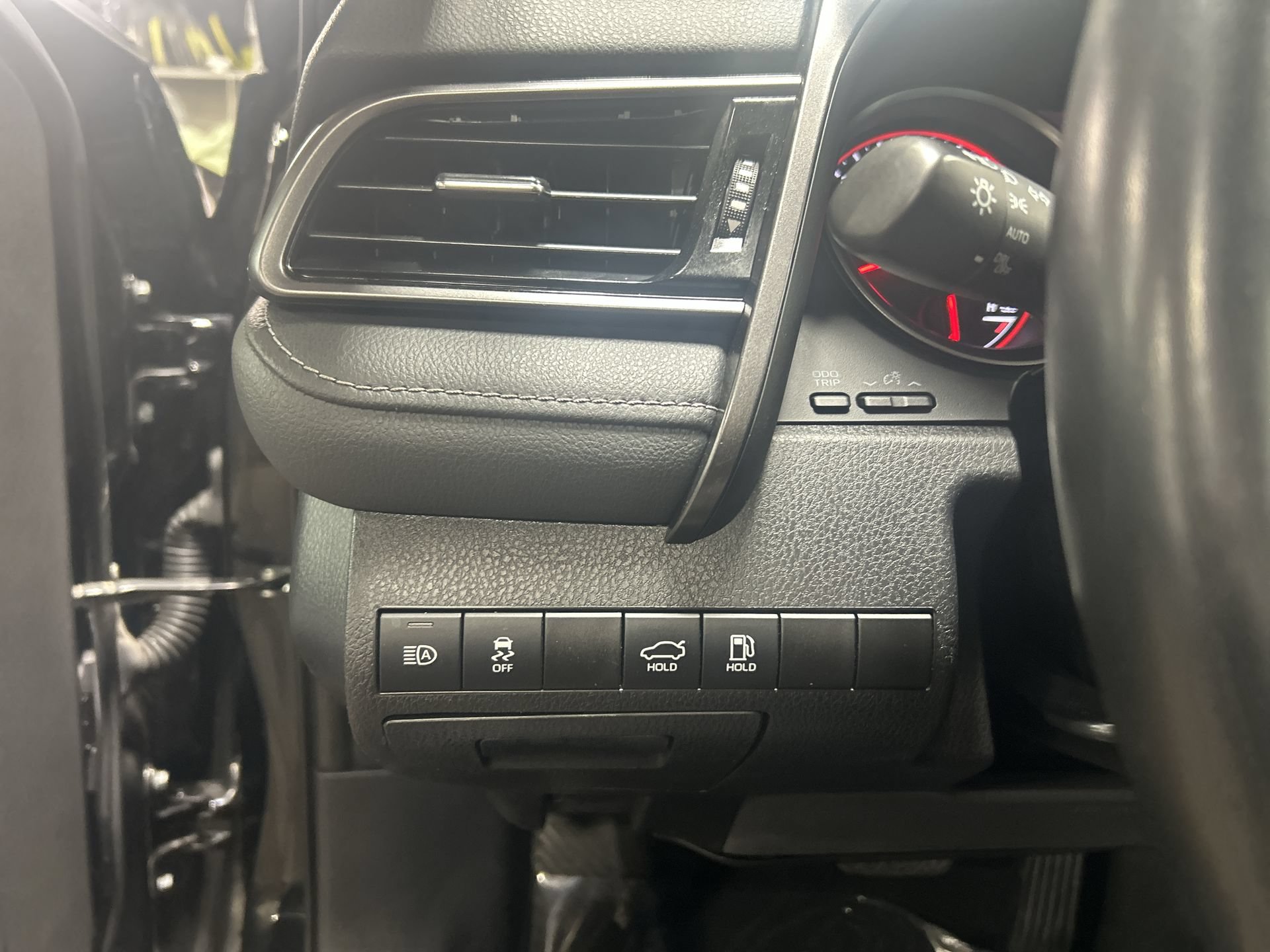 Used 2024 Toyota Camry XSE FWD image 19