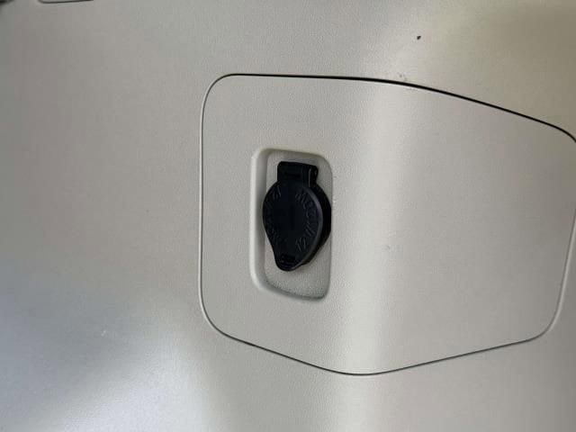 Used 2012 Toyota Prius V Three FWD image 10