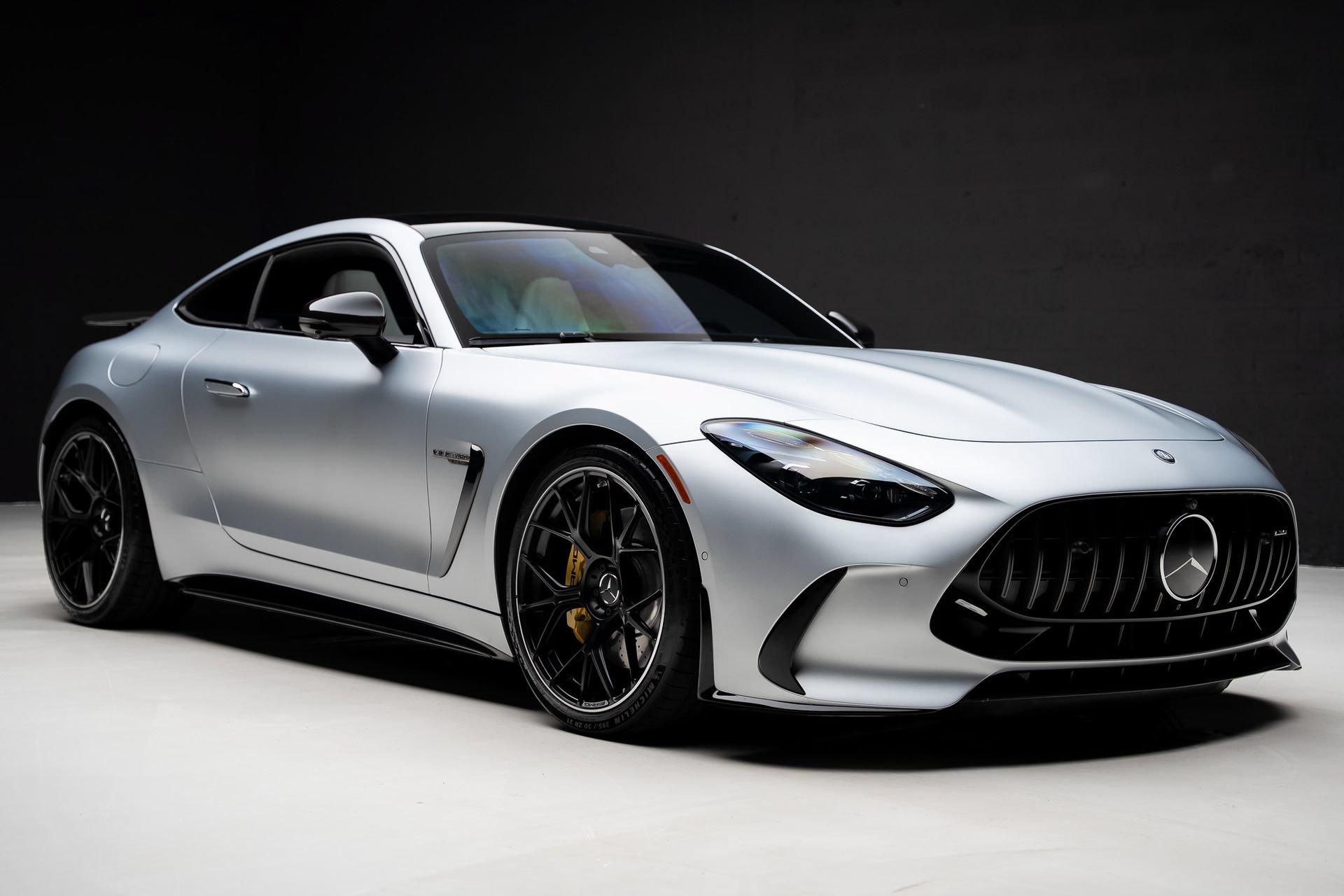 Used 2025 Mercedes-Benz AMG GT 63 image 89