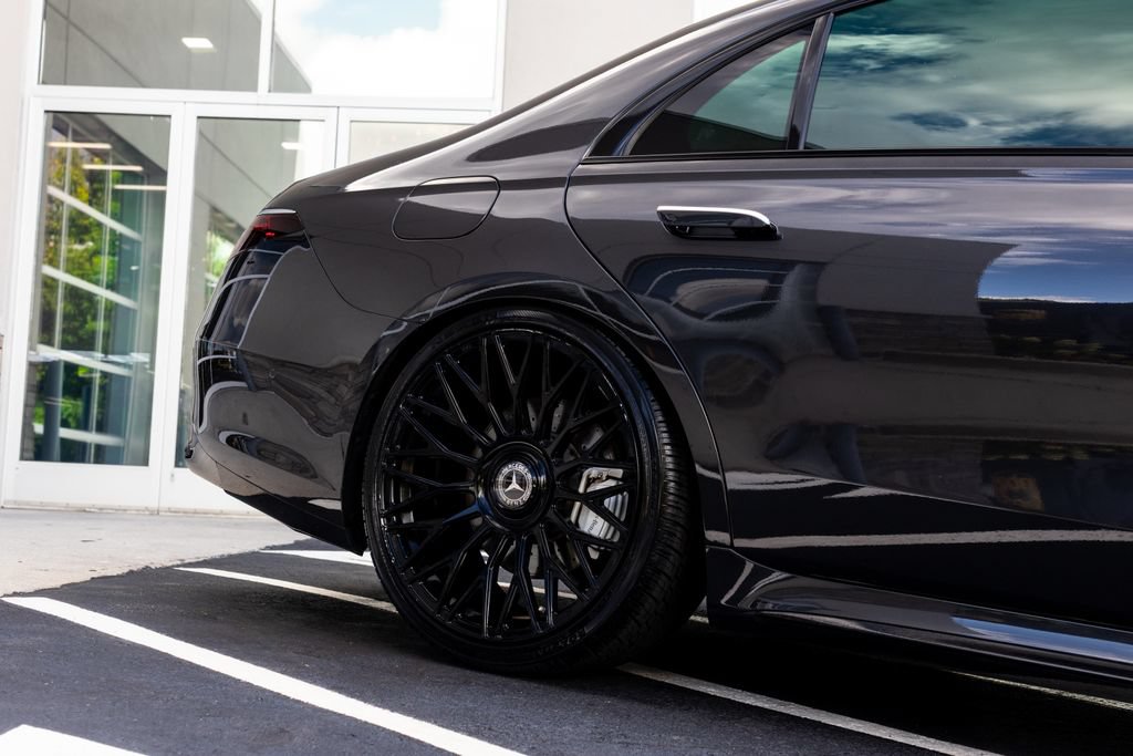Used 2021 Mercedes-Benz S 580 4MATIC Sedan w/ AMG Line image 12
