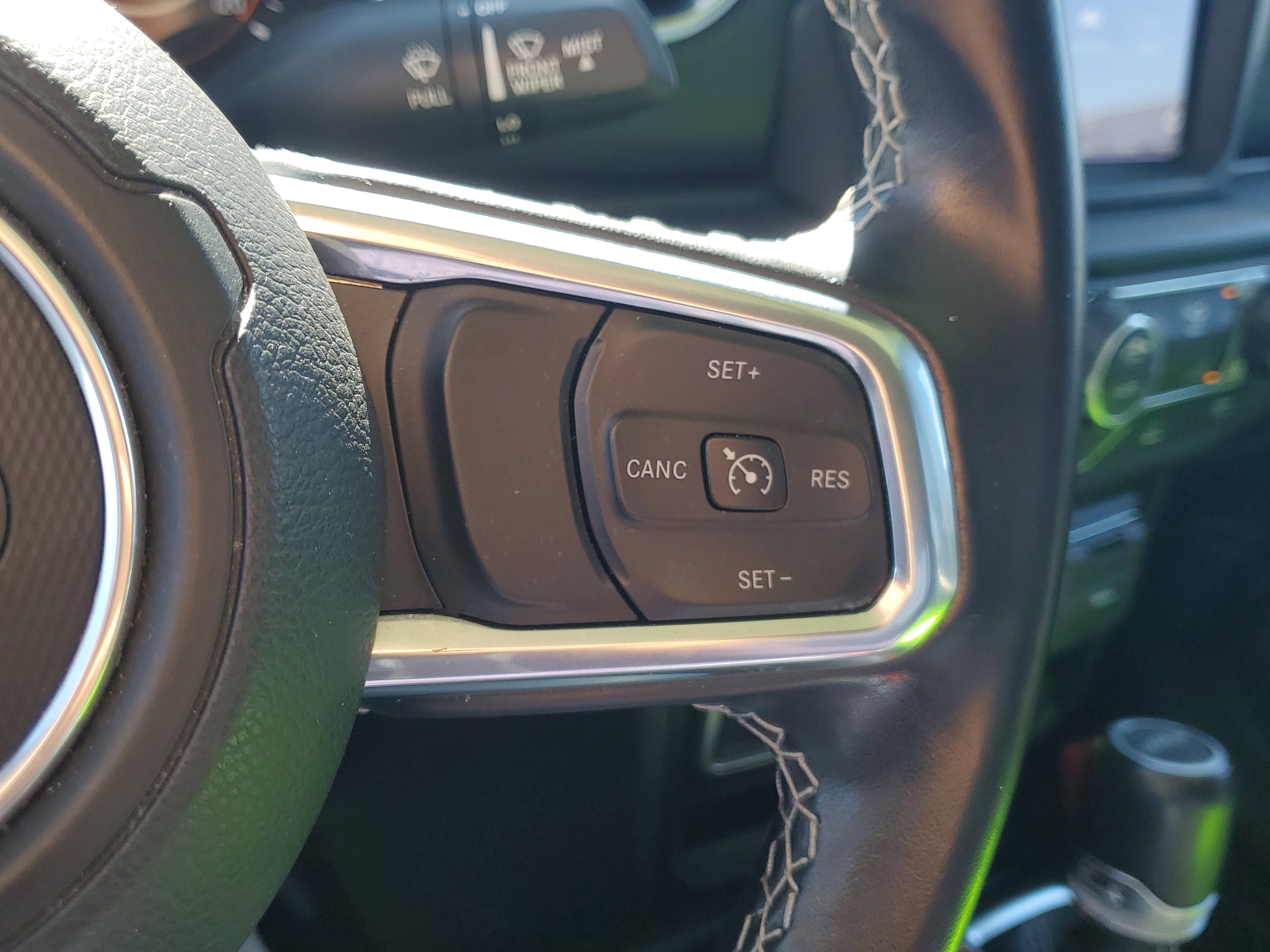 Used 2021 Jeep Gladiator Overland w/ Popular Equipment Package image 24