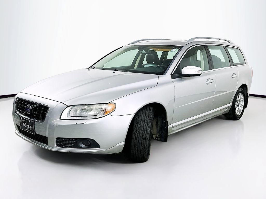 Used 2008 Volvo V70 image 2