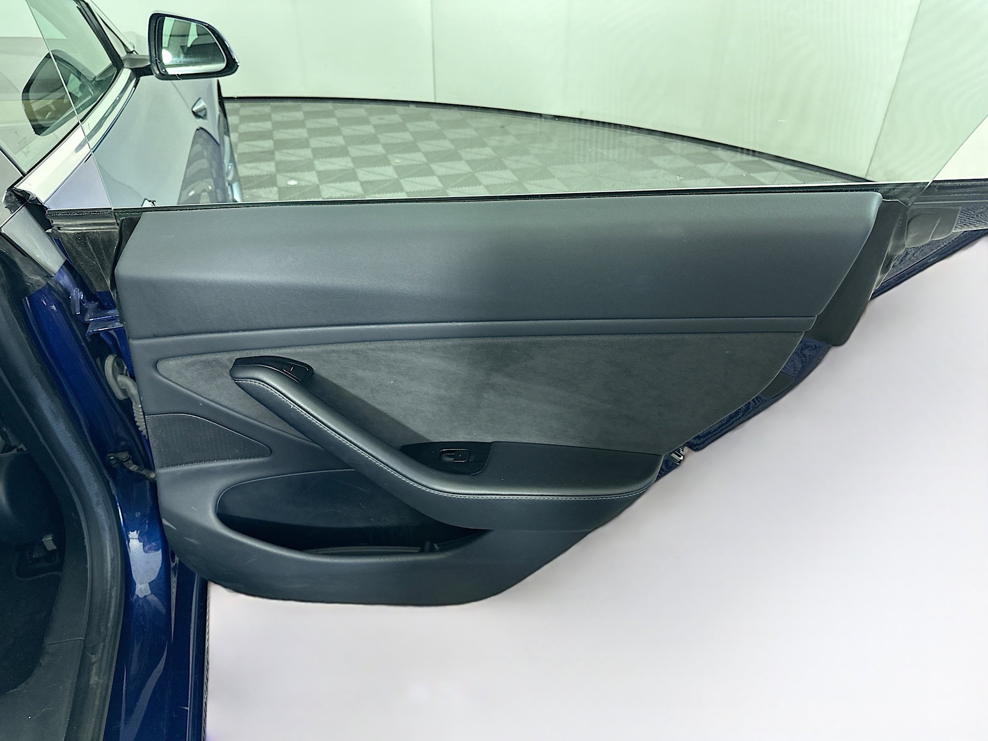 Used 2018 Tesla Model 3 Long Range image 29