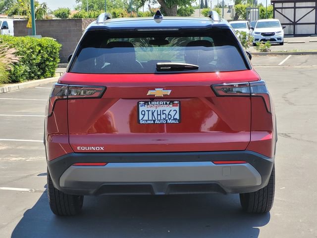 Used 2025 Chevrolet Equinox LT w/ Convenience Package II FWD image 6