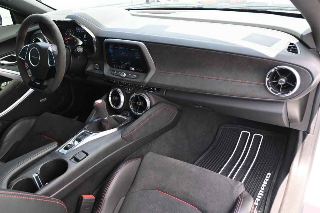 Used 2023 Chevrolet Camaro ZL1 image 9