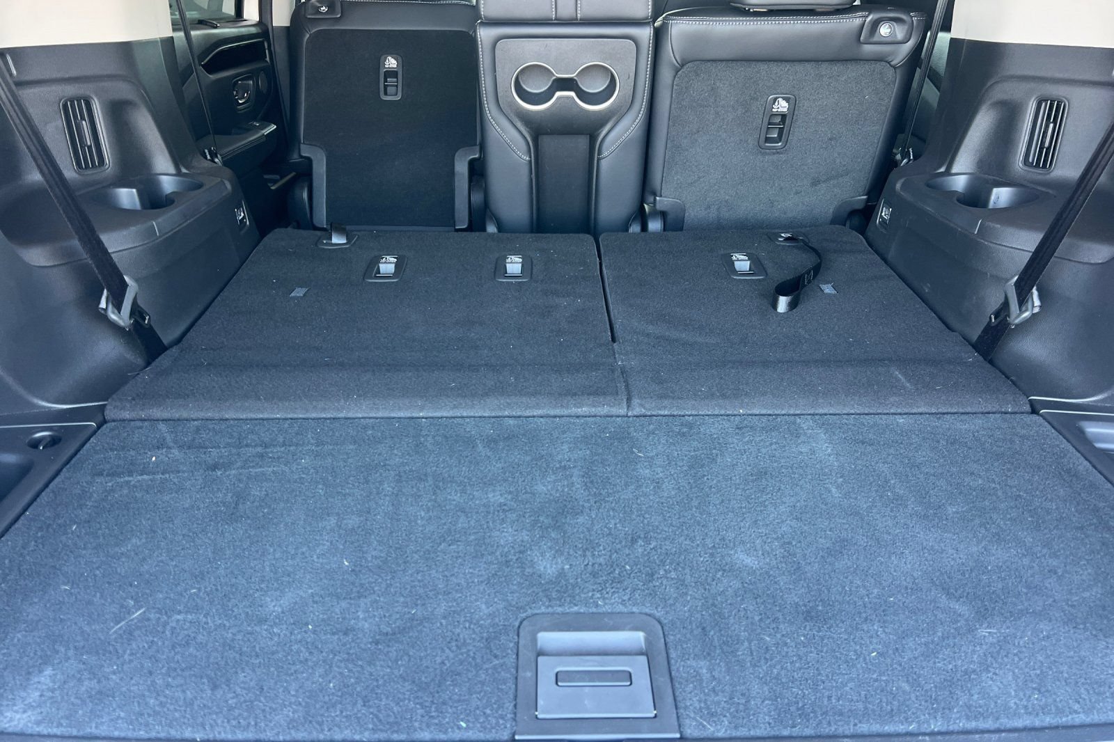 Used 2025 Honda Pilot Touring image 13
