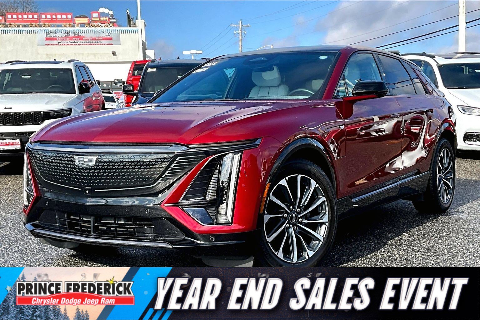 Used 2024 Cadillac Lyriq Sport image 3