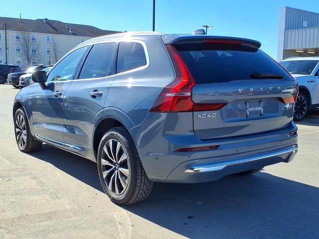 Used 2023 Volvo XC60 B5 Plus image 7
