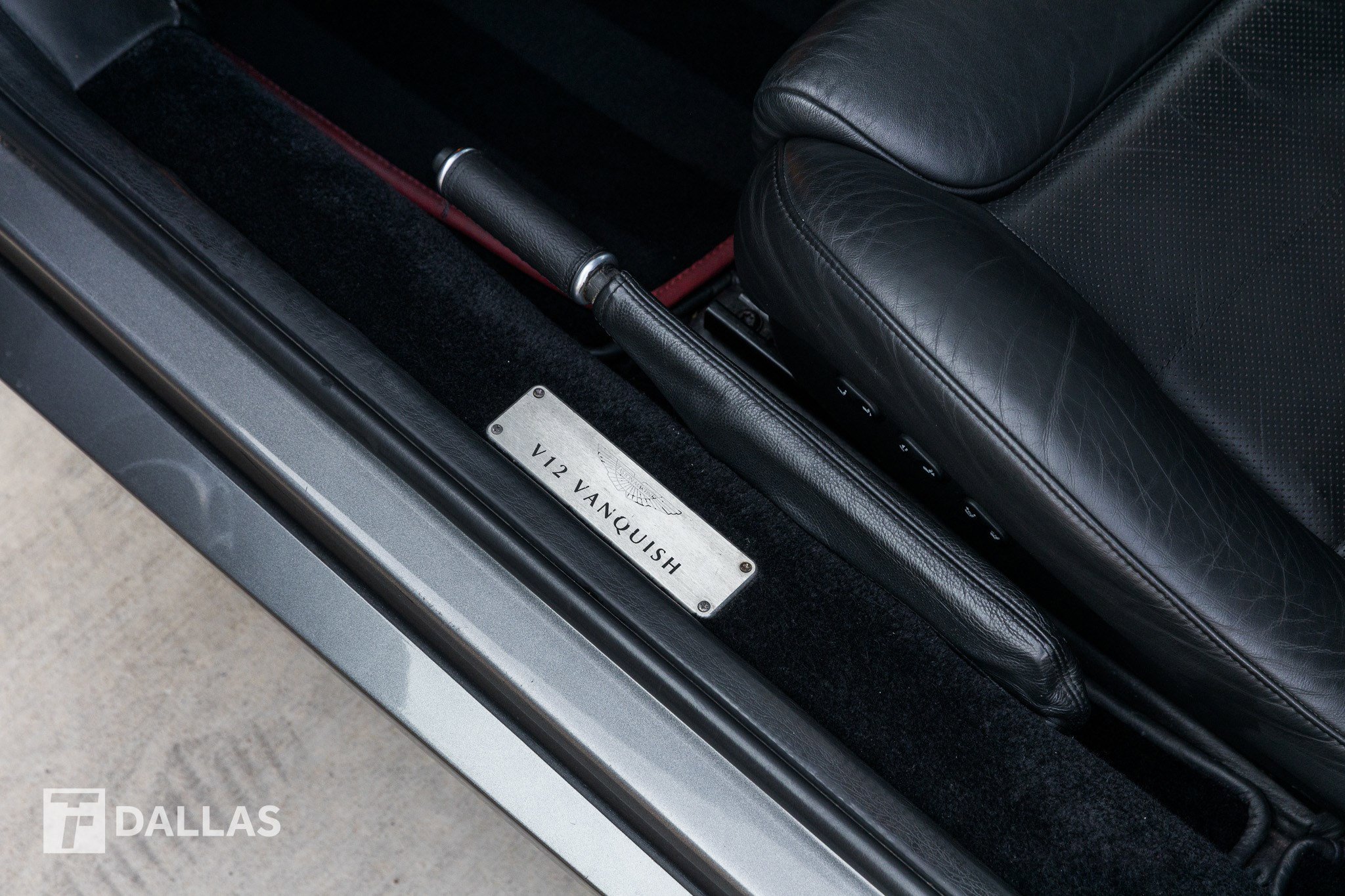 Used 2005 Aston Martin Vanquish S image 21