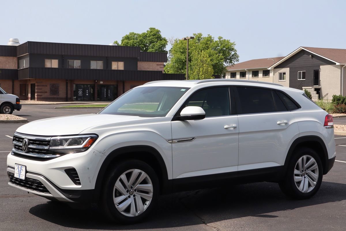 Used 2021 Volkswagen Atlas Cross Sport SE image 10
