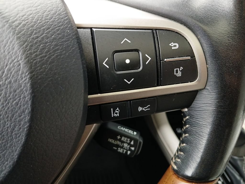 Used 2020 Lexus RX 350L FWD w/ Premium Package image 25