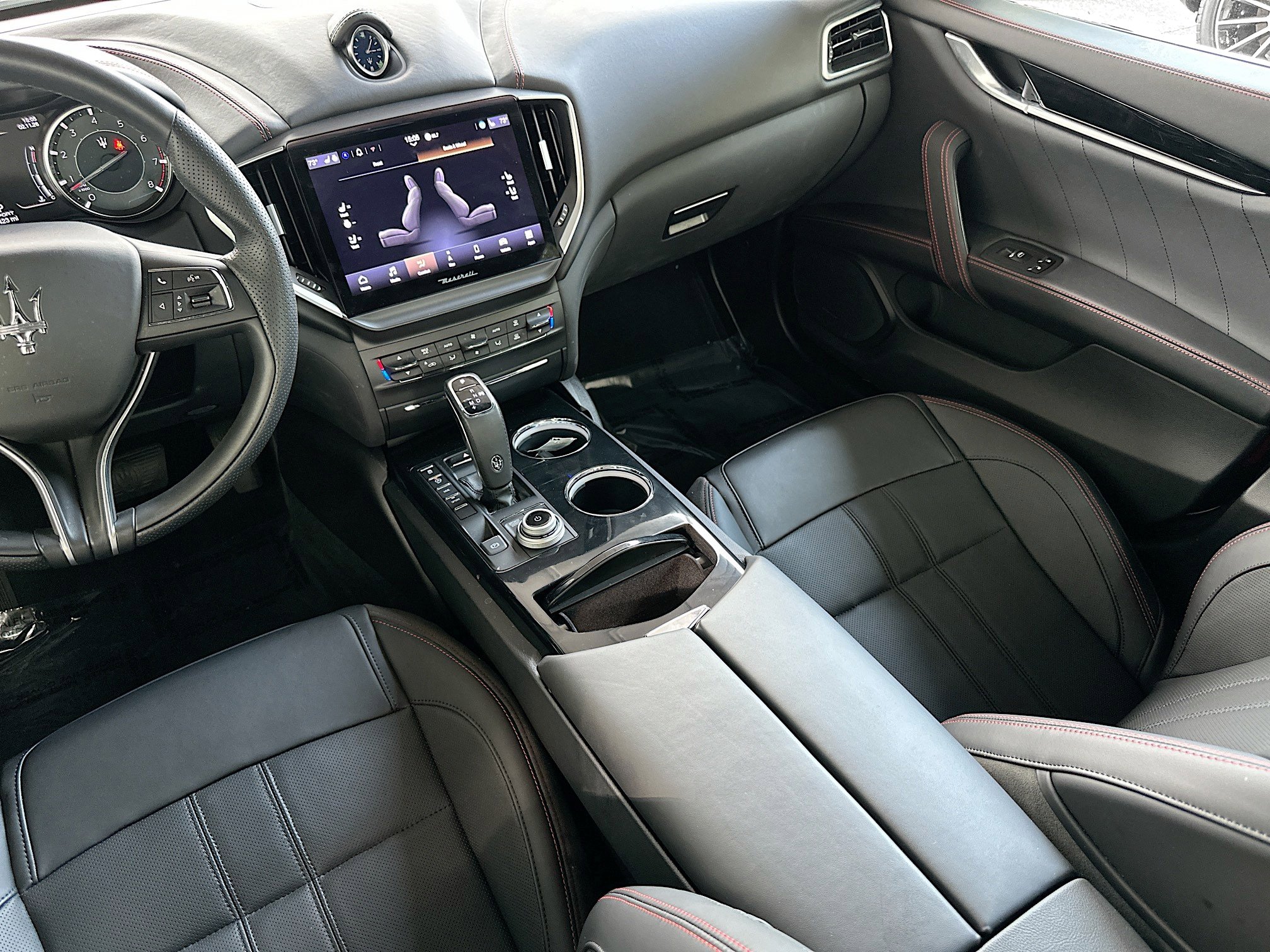 Used 2024 Maserati Ghibli Modena Q4 image 25