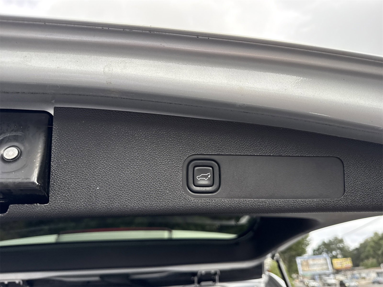 Used 2012 Chevrolet Suburban LT w/ Luxury Package image 28