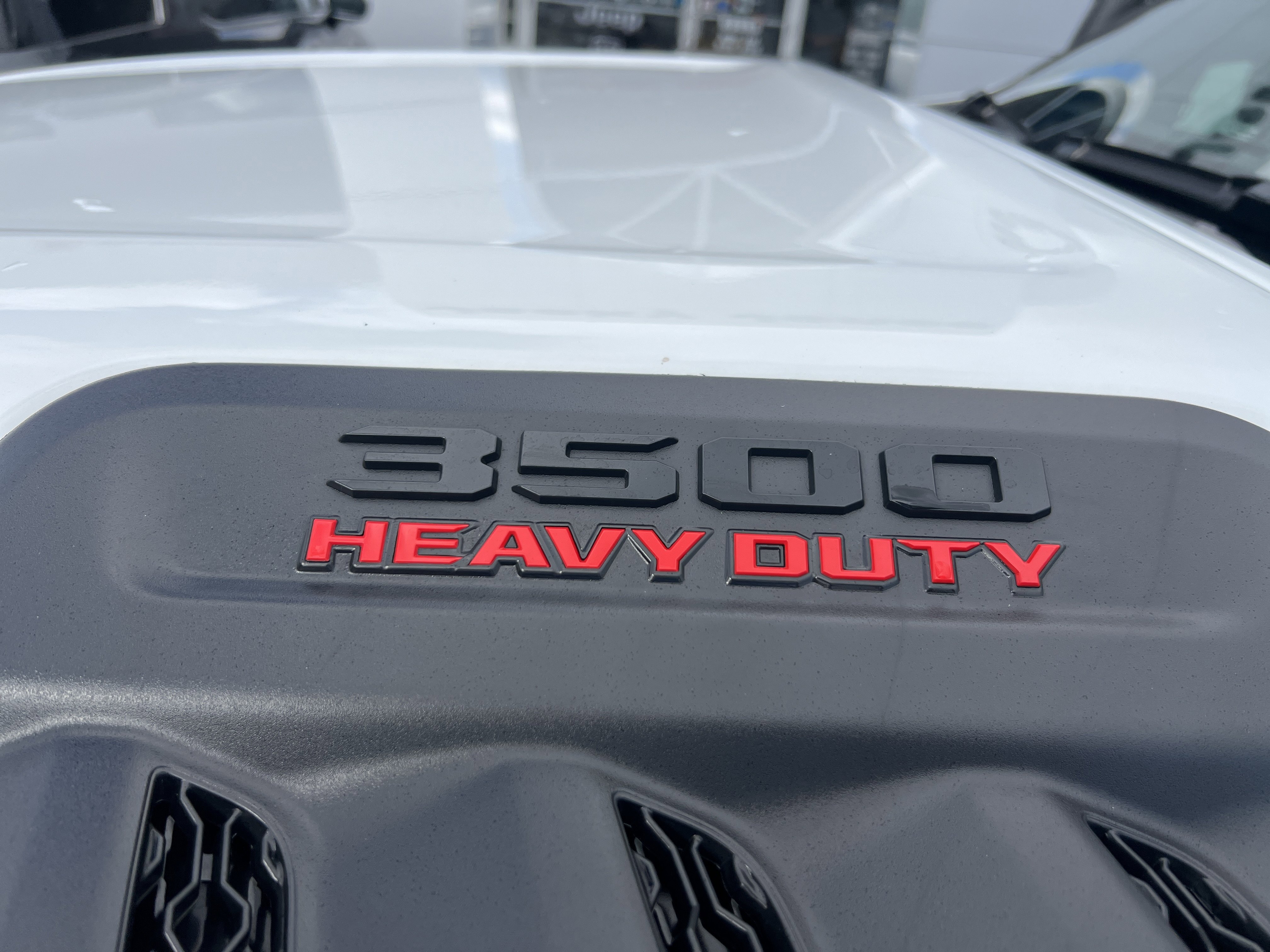 Used 2024 RAM 3500 Laramie w/ Night Edition image 7