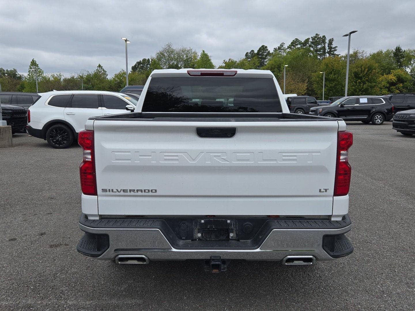 Used 2025 Chevrolet Silverado 1500 LT AWD/4WD image 6