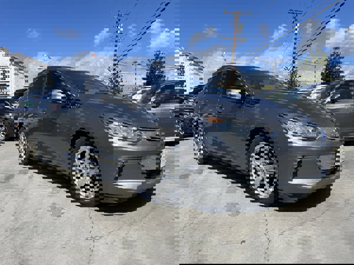 Used 2018 Chevrolet Volt LT image 1