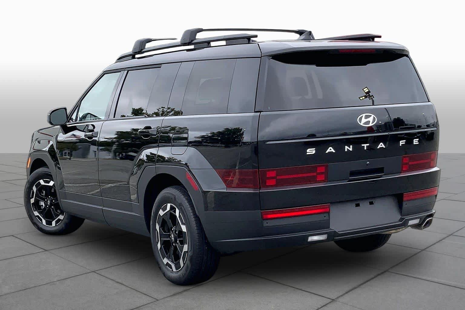 Used 2026 Hyundai Santa Fe SEL FWD image 10