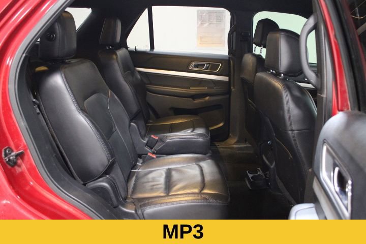 Used 2017 Ford Explorer XLT w/ Equipment Group 202A image 17