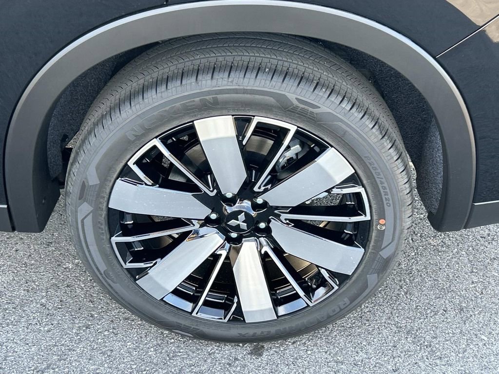 New 2026 Mitsubishi Outlander SE FWD image 13