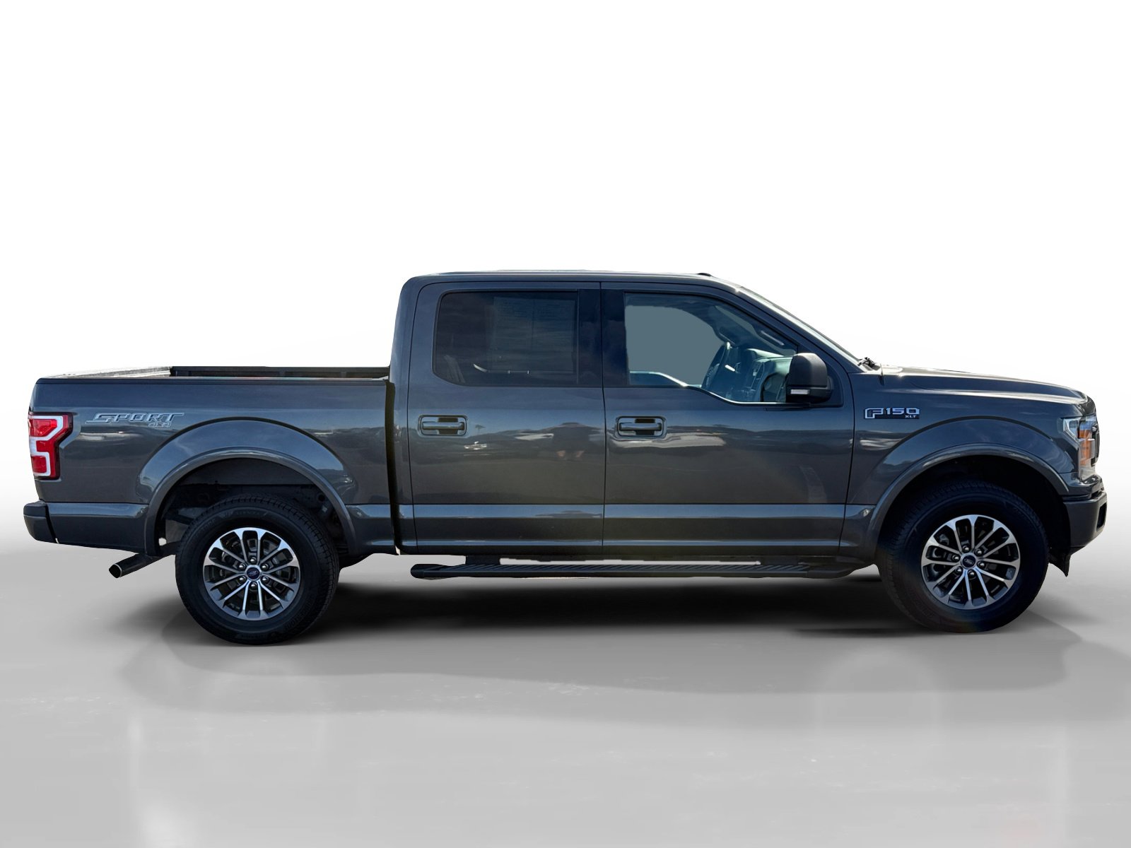 Used 2018 Ford F150 XLT w/ Equipment Group 302A Luxury image 6