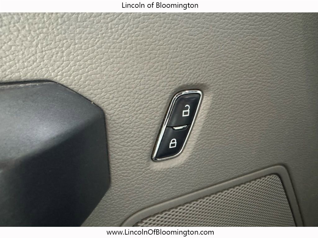 Used 2015 Ford F150 XLT w/ Equipment Group 302A Luxury image 41