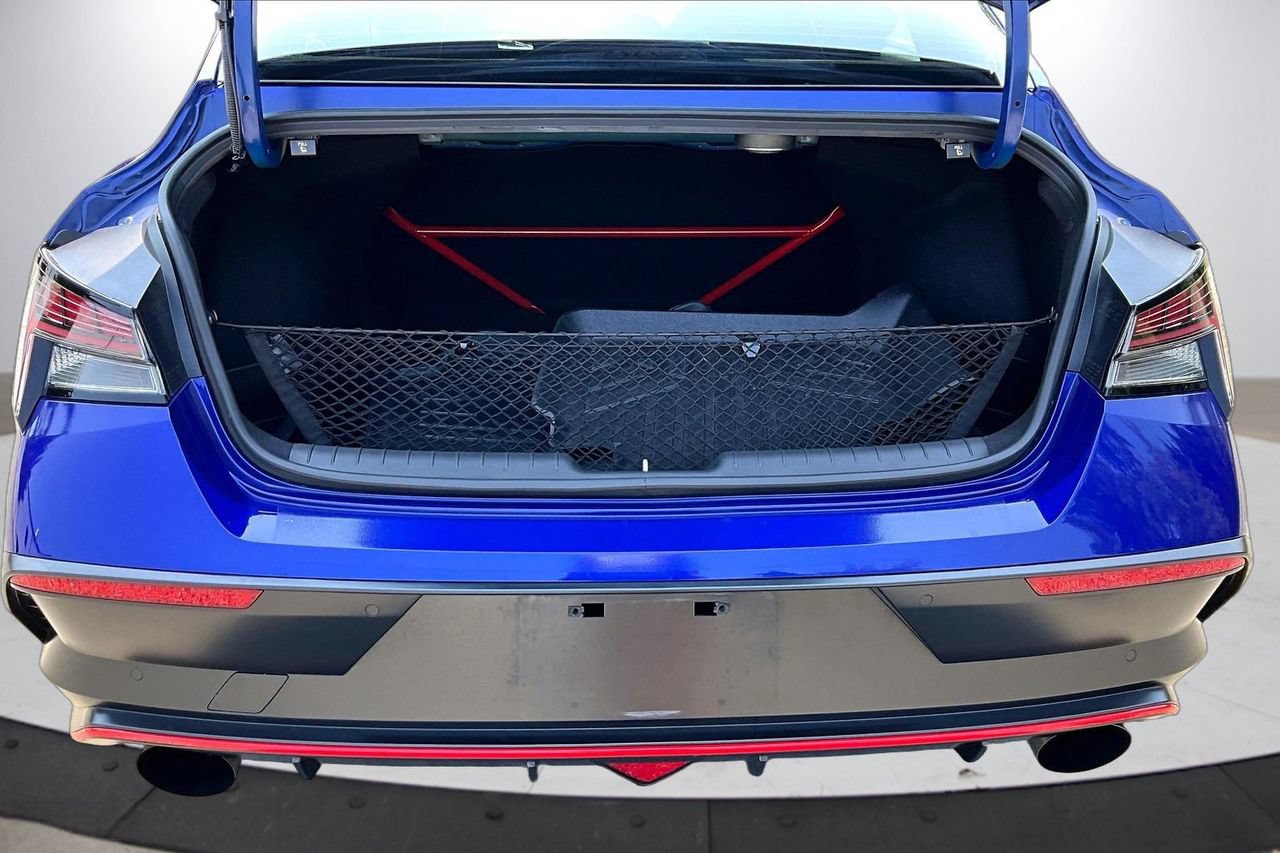 Used 2025 Hyundai Elantra N FWD image 24