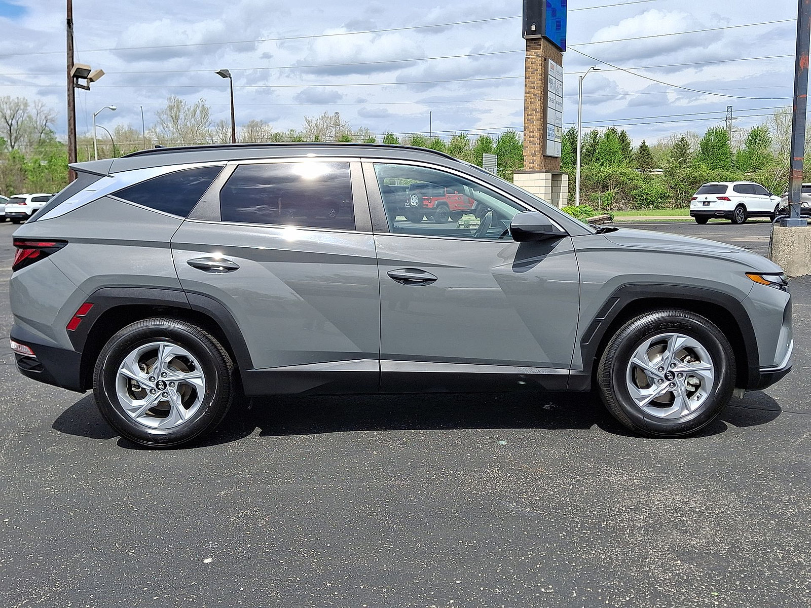 Used 2024 Hyundai Tucson SEL FWD image 25